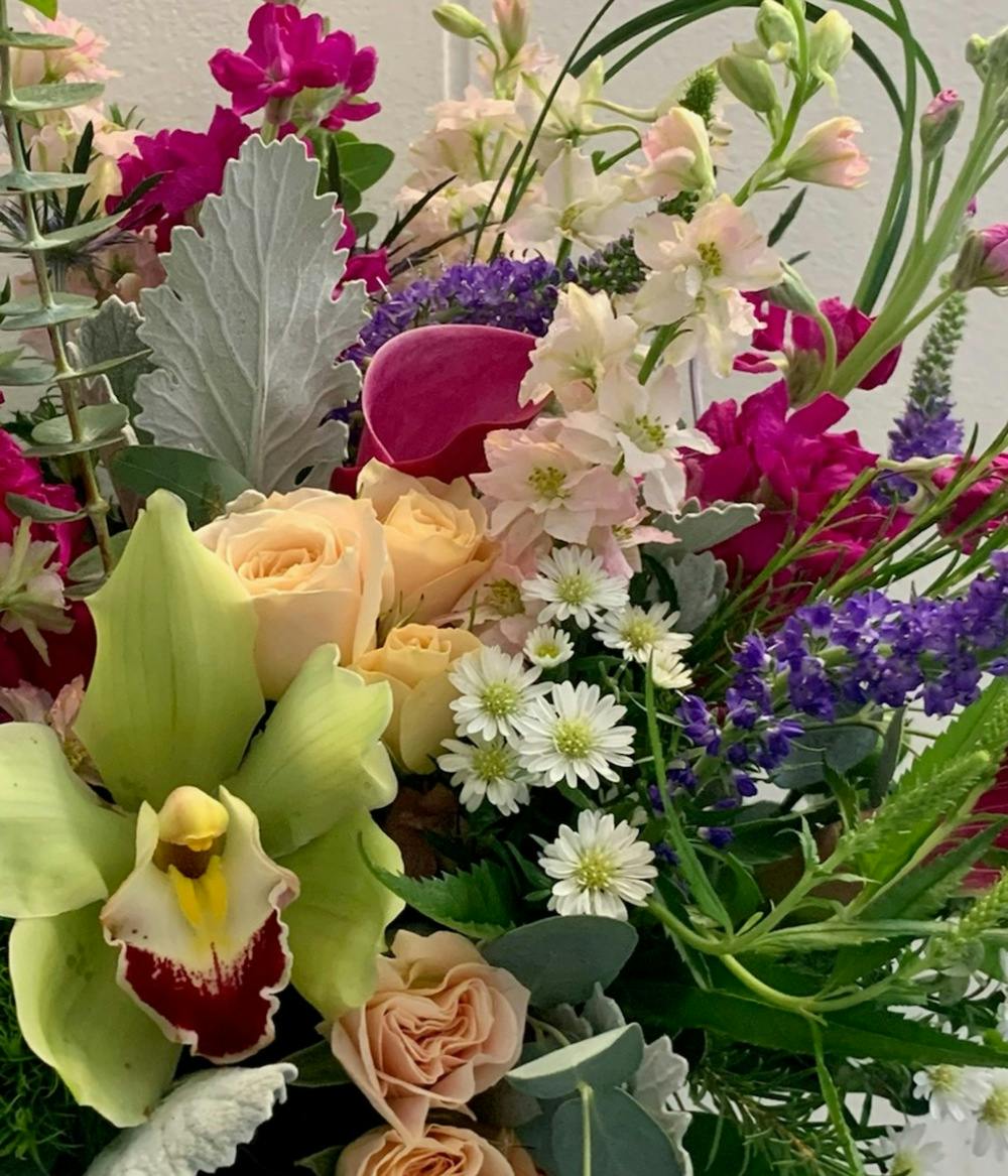 Flowers for a Year! Monthy Flower Subscription NH